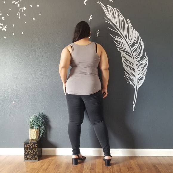 Mossimo Shimmery Tank - Picture 3 of 4